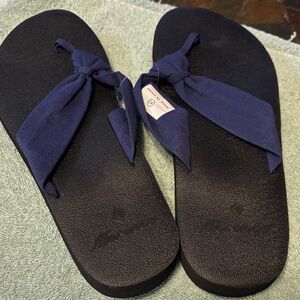 Stylish Black Sandals with Navy Bow